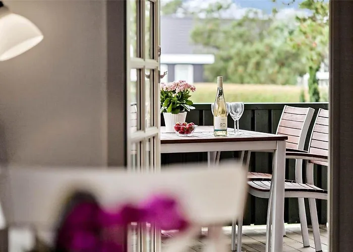 Holiday home Sl283-slagelse-havesangervej-2 *